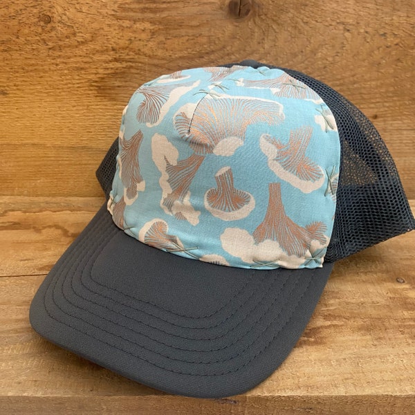 Chantrelle Mushroom Large Adult Blowfish Designs Trucker Mens Womens Hat