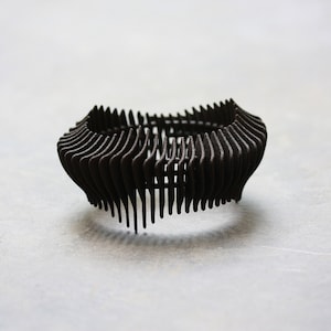 FLOW Bracelet Organic Shape Futuristic 3D Printed Cuff Design