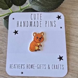 Handmade QUOKKA pin - cute pin - Australian animal - bag pin - clothes pin -cute gift - cute handmade gift - australian quokka