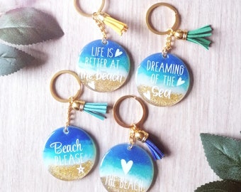 Beach theme keyring - resin,acrylic,beach effect,beach lover gift,holiday gift,friend gift,love the beach,love the sea,seaside gift,beach