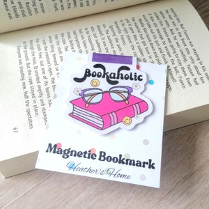 Bookaholic- magnetic bookmark-book lover-gift-book accessory-readers gift-page mark-book club-bookish gift-gift under five poud