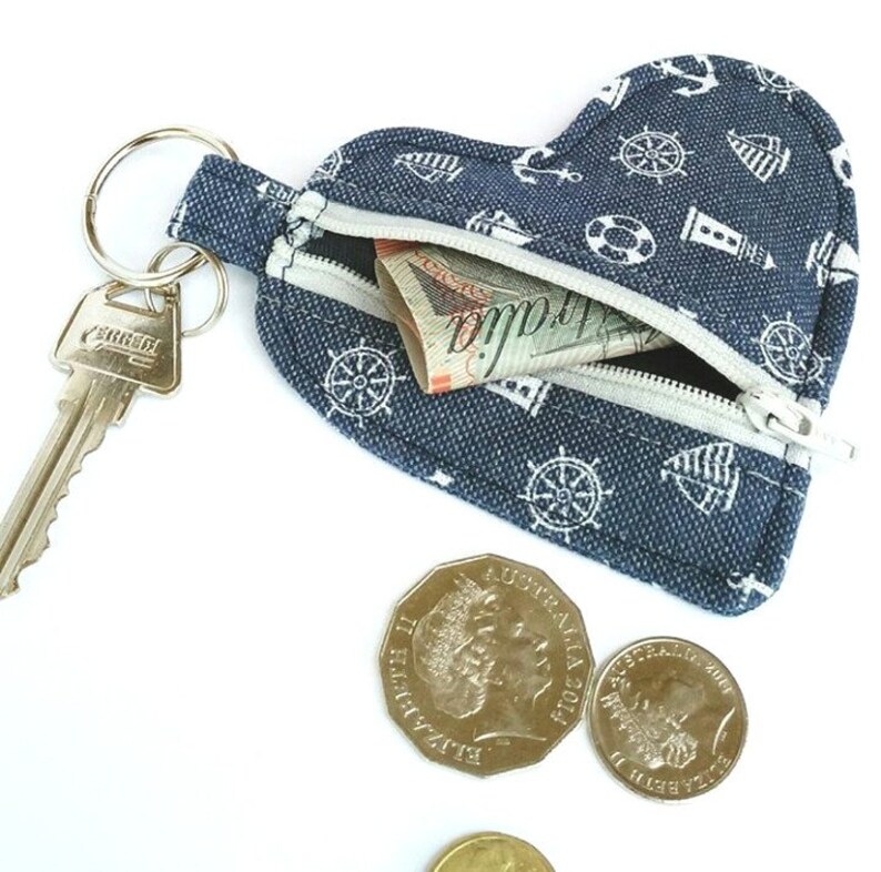 Coin Purse Horse Change Purse Pouch Zip Wallet Keyring Zipper Pouch Wallet, Lip Balm Holder Earbuds Pouch Keychain Pouch Dala Horse