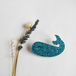 Glitter whale brooch