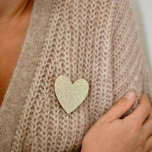 pretty glitter heart brooch