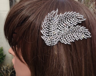 Feather HairComb: Vintage Feather Diamante Bridal Costume Comb