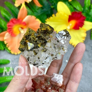 Crystal cluster mold #2, Geode mold, crystal mold, chunk silicone mold, crystal mold, resin crystal mold, resin mold, silicone mold