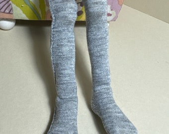 Gray plain stockings for Dollie’s for Connie Lowe to Meadow, Ruby Red & Paola R