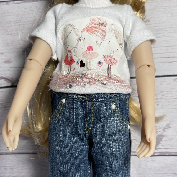 T-shirts made to fit 14-15" dolls like the RRFF/Wellie Wisher doll or similar dolls