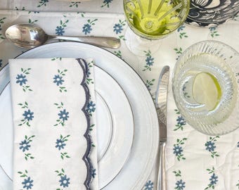 Scalloped And Hand block Printed Floral Napkin (Set Of 4)
