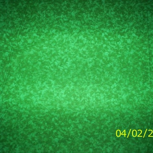 New Dark Green Texture 100% cotton fabric 25&quot; x 44&quot; - Last Piece