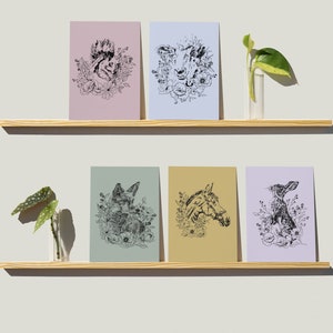 Cartes de voeux botaniques illustrées de fleurs sauvages et d'animaux dessinés à la main ; lot de 5 cartes ; avec des enveloppes