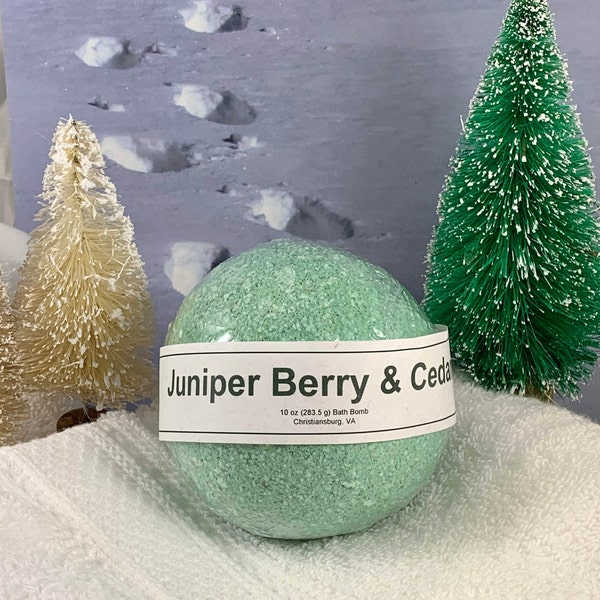 Juniper Berry and Cedar Scented Bath Bomb | Christmas Presents | Fun Bath Bombs for Kids | Gifts Under 10 | Stocking Stuffer for Teens