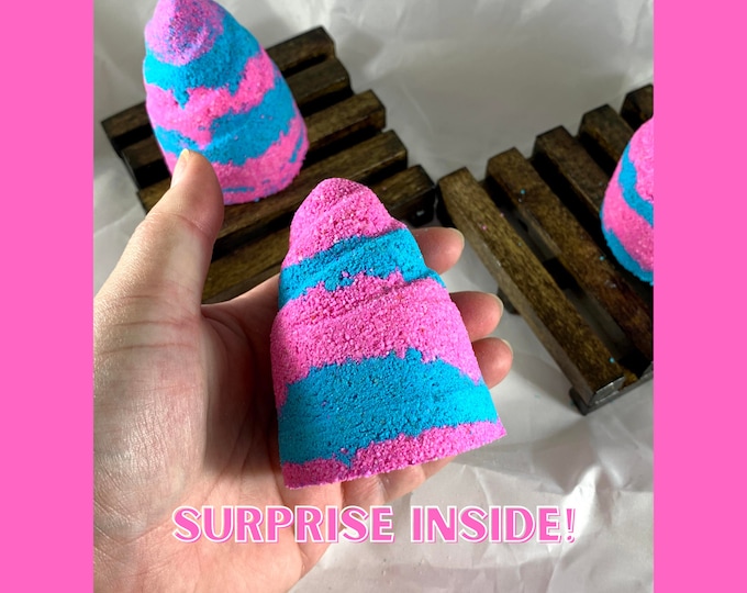 Unicorn Horn Bath Bomb with Toy | Surpise Bath Bomb for Girls | Valentines/Easter gift | Cotton Candy Scented Bath Bomb