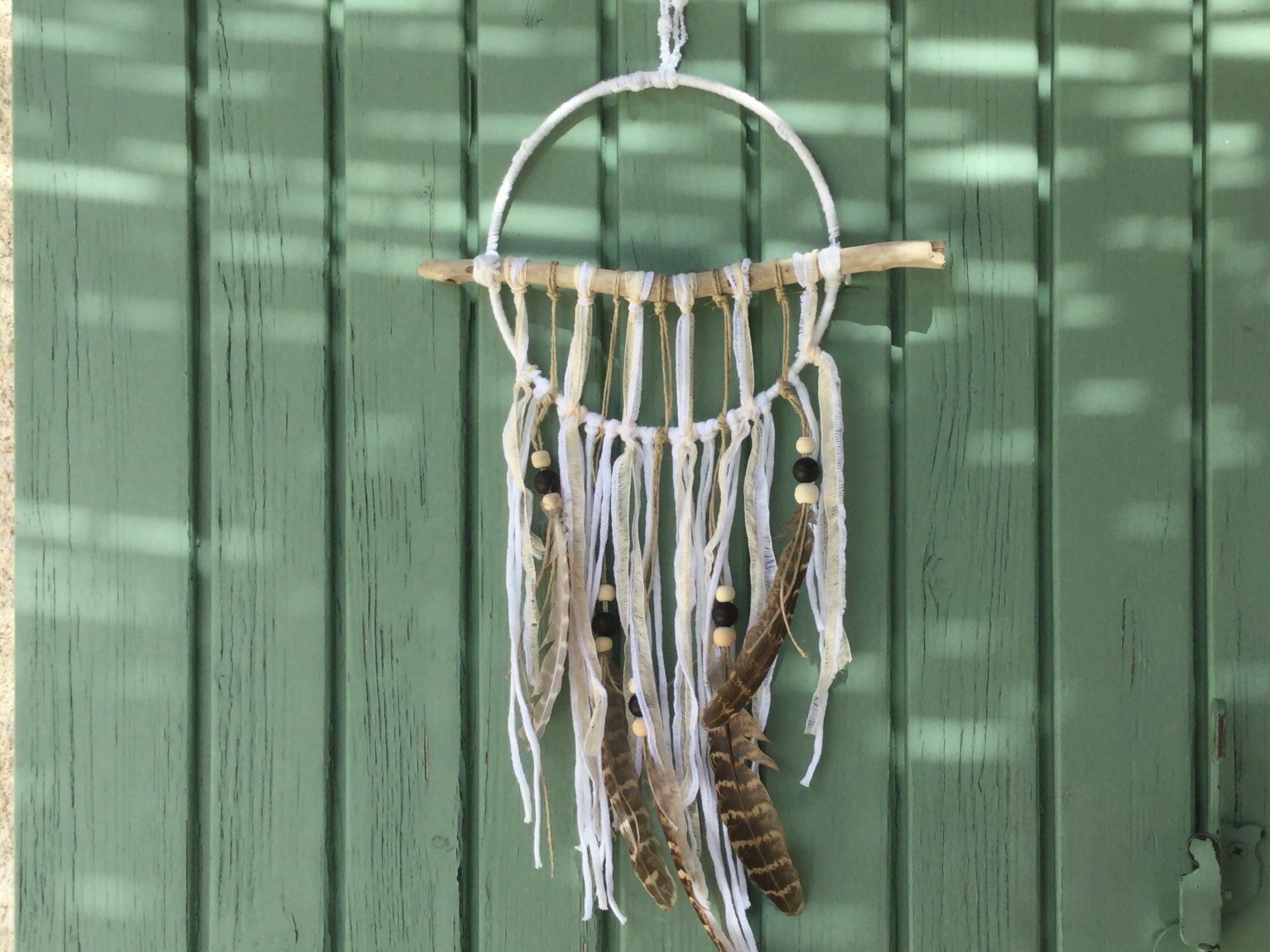 Attrape Rêve 15 cm de Diamètre et Bois Flotté 23 cm