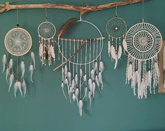 Mobile Headboard with 5 boho chic dream catchers