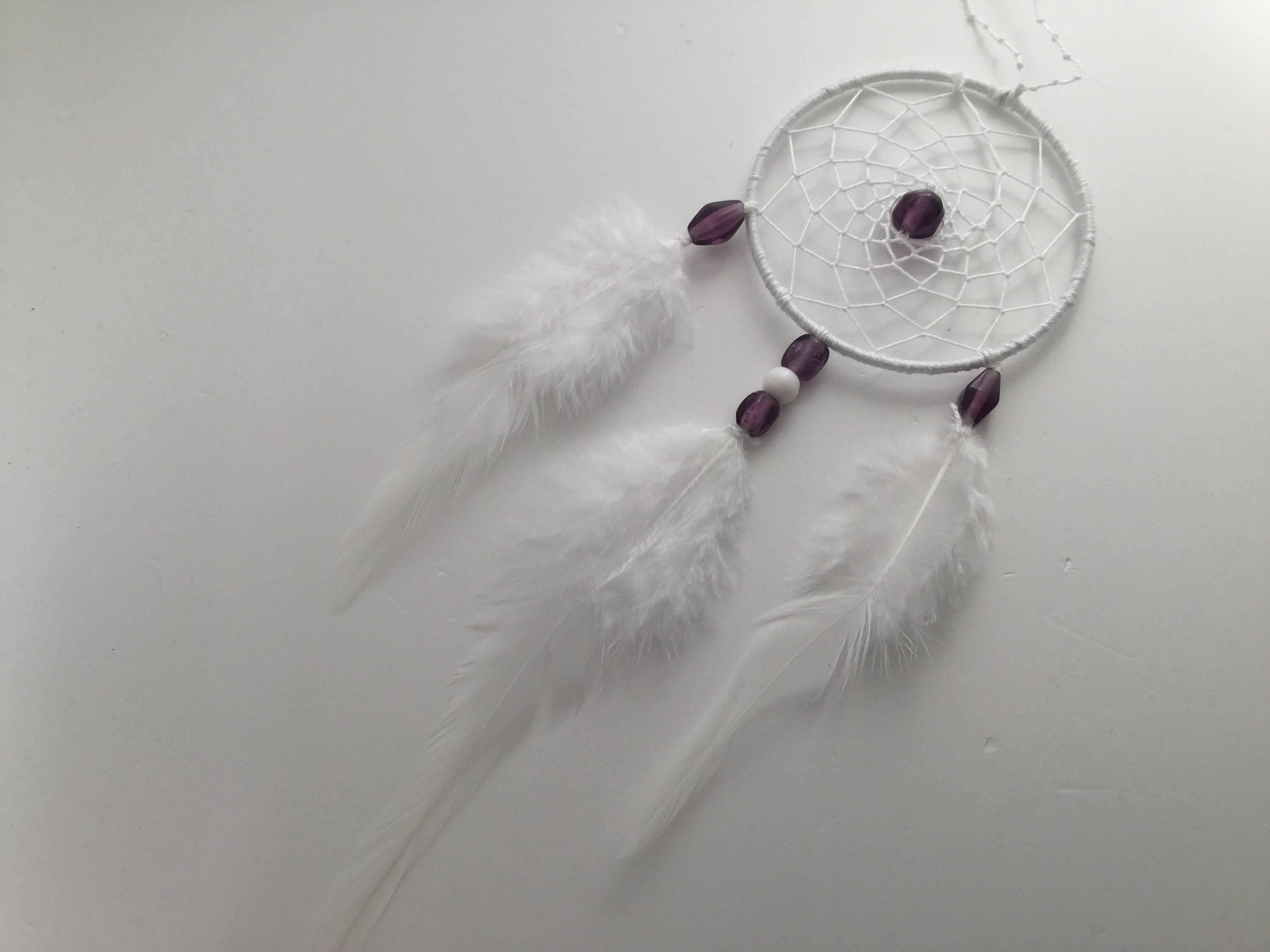 Joli Attrape Rêve Aux Perles en Verres Couleur Violet