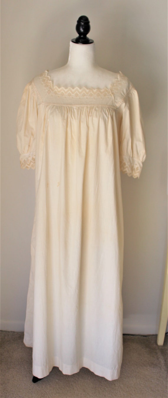 Antique Vintage Victorian Nightgown Ivory Crochet… - image 2