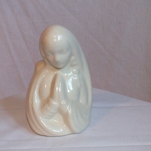 Haeger Head Vase/ Virgin Mary Praying