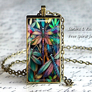 Bella collana di libellula, ciondolo rettangolare, regalo per gli amanti della natura, regalo per le donne, natura, farfalle, estate, arte digitale, fatto a mano,