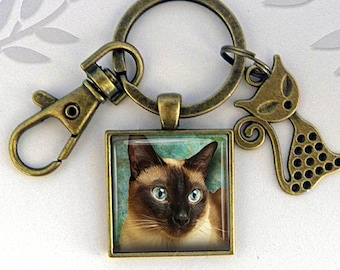 Siamese Cat Key Chain, Siamese Cat Jewelry, Cats, Photo cabochon jewelry, Bronze pendant, Handmade, Cat Gift