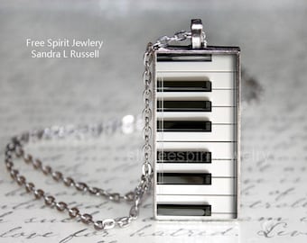 Piano Keys Pendant, Musical instrument, Piano Keys, Black and White, Photo Pendant, Gift for music Lover, Glass Pendant Necklace, Accessory