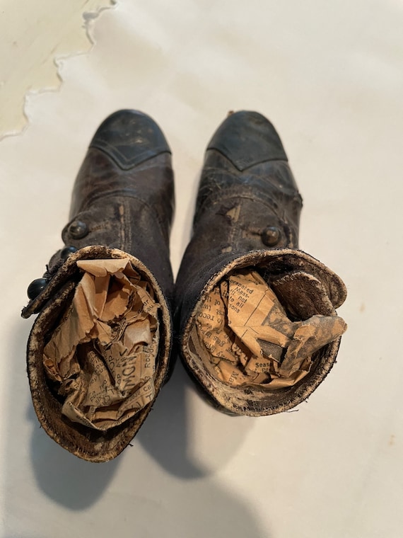 Antique Childs Hi Button leather Shoes - image 6