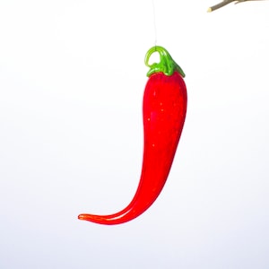 Blown Glass Chili Pepper Ornament, Glass Art Piece, Fiery Red Pepper Decor, Gourmet Kitchen Accent, Foodie Gift, Culinary Gift, Kitchen Art