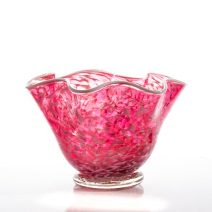 Blown Glass Bowl, Pink Wisp, Blown Glass Bowl, Art Glass Bowls, Fluted Bowl, Home Décor, Ruffled Glass Bowls, Bowl Decorative, Pink Bowl
