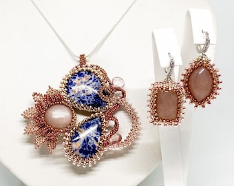 GARDEN of EDEN Morning Dewdrops seed bead embroidery jewellery set with natural semiprecious Sodalite, peach Moonstone and pink Quartz