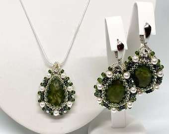 Carla natural green Garnet (Tsavorite) semi precious seed bead embroidery jewellery set - necklace and earrings