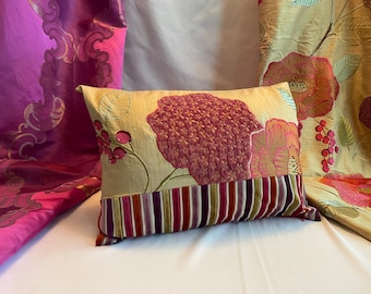 Boho Stil, bestickt und appliziert, Seide und Samt, Kissenbezug, Magenta & Orange, Designers Guild, Lorca