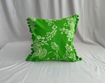 Designers Guild, Boho-Stil, Dekorative Kissenbezüge aus grün-weiß bedruckten Baumwollstoffen, von Jane Hall Design, (16”/16”)