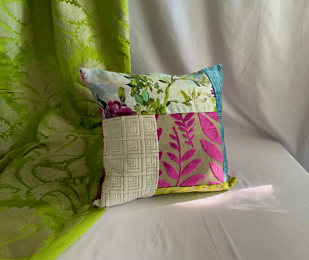18”/18” Designers Guild, “calaggio” “pugin” Cut Velvet