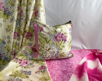 Designers Guild Rosamund Pillow Cover: Mauve Purple Silk Velvet, 22”