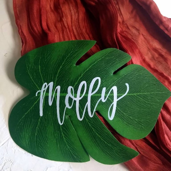 Monstera Leaf Place Cards: Handlettered Tropical Wedding Decor