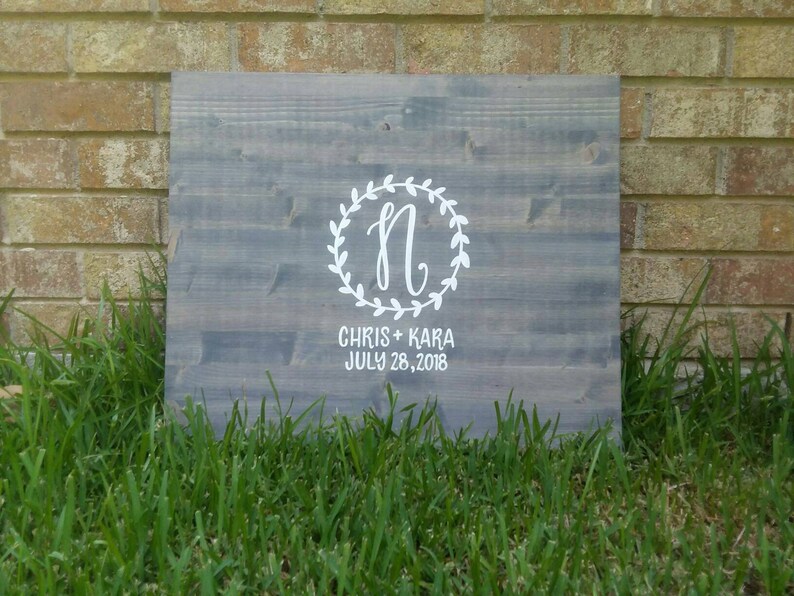 Alternative Guest Book Wood // Wedding or Bridal Shower // Leaf Monogram and Names // Guest Sign In image 5