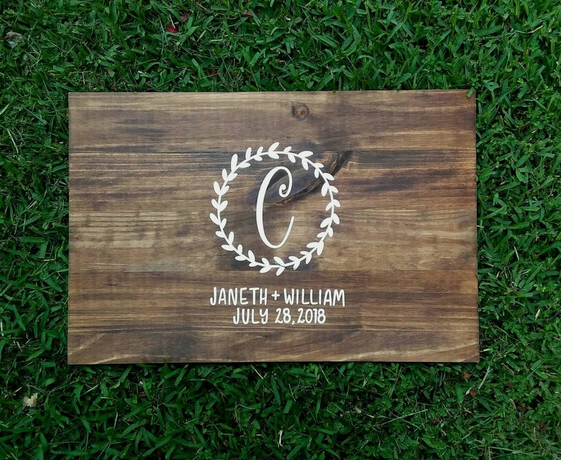 Alternative Guest Book Wood // Wedding or Bridal Shower // Leaf Monogram and Names // Guest Sign In image 9