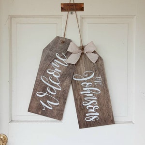 Sale!!! Large Front Door Welcome Family Name Tags // Porch Door Hanger // Last Name Sign // Wood and Burlap // Farmhouse