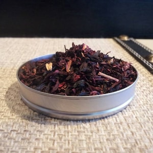 Hibiscus loose leaf tea image 1