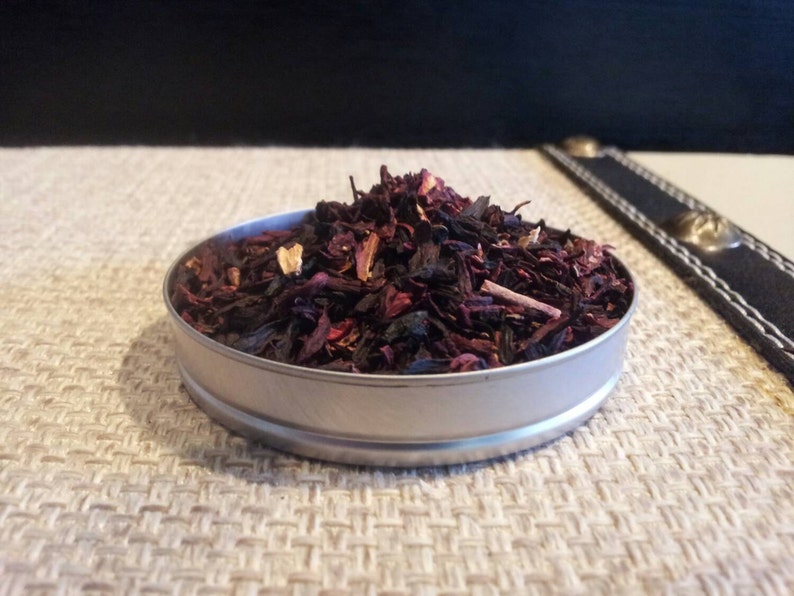 Hibiscus loose leaf tea image 1