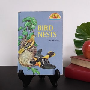 Vintage Golden Book Bird Nests for Beginning Readers l Homeschool l Teacher Gift