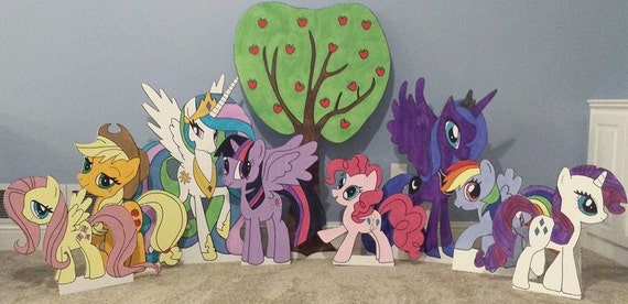 ONE 2ft My little Pony Cutout (Apple Jack, Rainbow Dash, Rarity, Fluttershy, Luna, Princess Celestia, Princess Twilight, Spike, Pinkie Pie Il_570xn