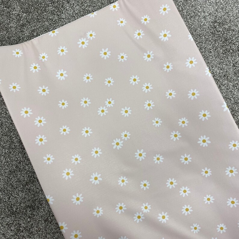 Antiroll Wedge Changing Mat // Baby Girl Changing Mat // Pink Etsy UK