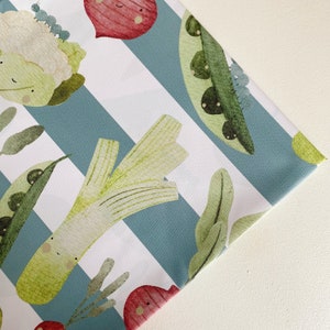 Large Baby Splash Mat // Highchair Messy Mat // Vegetable Garden Print