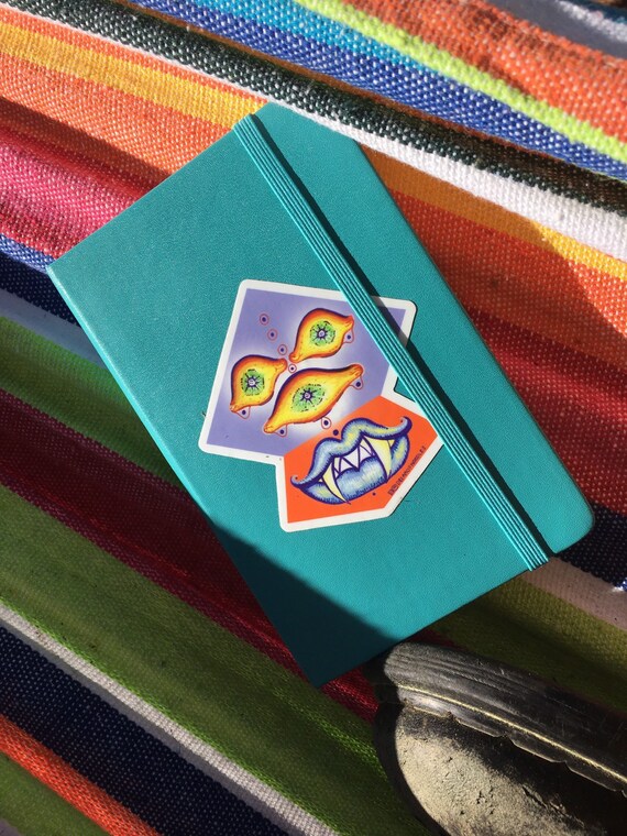 Sticker- Tres Ojos Grampile