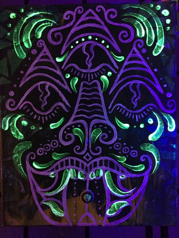 Djinnilingus UV reactive ready to hang
