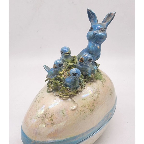 Vintage Blue Easter Bunny & Chicks Spaghetti Grass Ceramic Egg Trinket Box