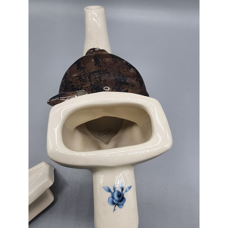 Carters of Suffolk England Blue Flowers at Your Service Ceramic Toilet