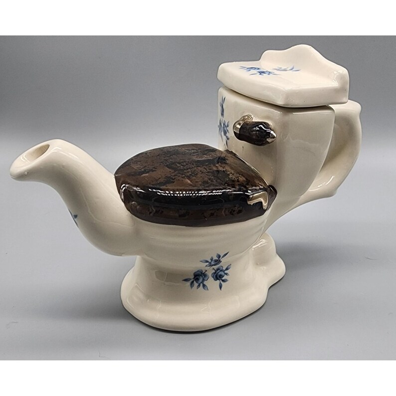 Carters of Suffolk England Blue Flowers at Your Service Ceramic Toilet