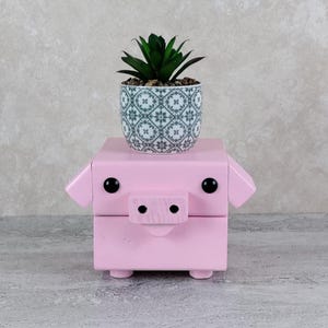 Cute Wood Pink Pig, pig figurine, pig sculpture, pig art, pig lover gift, pig home decor, handmade pig, wood animal, wood riser, wood art